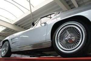 Bild 11/50 von Chevrolet Corvette Sting Ray (1963)