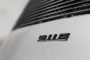 Image 33/41 de Porsche 911 2.4 E (1973)