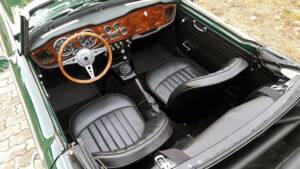 Image 6/10 of Triumph TR 4 (1965)