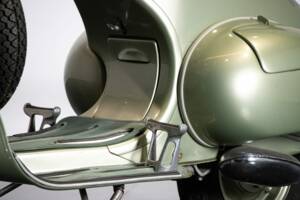 Immagine 38/50 di Piaggio Vespa 125 (1950)
