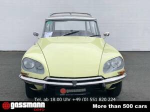 Bild 2/15 von Citroën DS 20 Familiale (1972)