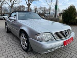 Image 5/20 of Mercedes-Benz SL 500 &quot;Final Edition&quot; (2001)