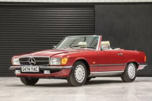 Image 31/35 of Mercedes-Benz 300 SL (1989)