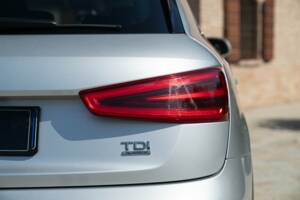 Bild 17/50 von Audi Q3 2.0 TDI quattro (2012)