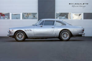 Image 4/36 de Ferrari 330 GT 2+2 (1964)