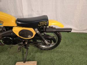 Image 3/10 of Suzuki DUMMY (1982)