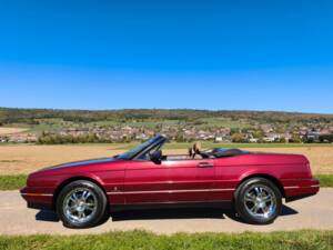 Bild 3/31 von Cadillac Allanté (1989)