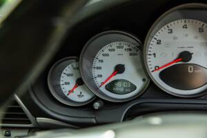 Immagine 32/37 di Porsche 911 Carrera S (2006)
