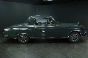 Bild 7/49 von Mercedes-Benz 220 SE (1960)