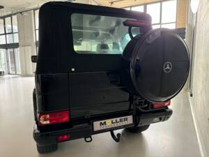 Bild 3/25 von Mercedes-Benz G 320 CDI (2007)