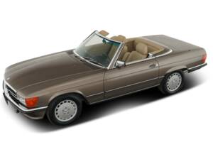 Image 18/48 de Mercedes-Benz 560 SL (1989)