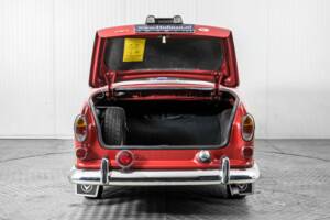 Image 46/50 of Volvo P 123 GT (1968)