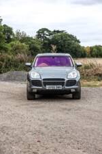 Bild 23/40 von Porsche Cayenne Turbo S (2006)