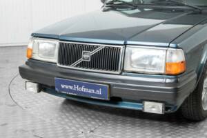 Immagine 18/50 di Volvo 240 GL (1990)