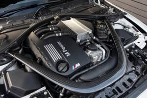Image 12/67 of BMW M4 GTS "DTM Champion Edition" (2016)