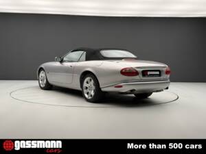 Image 9/15 of Jaguar XK8 4.0 (2000)
