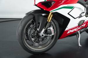 Immagine 17/45 di Ducati DUMMY (2019)