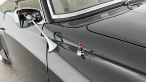 Image 47/51 of Mercedes-Benz 190 SL (1962)