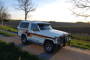 Image 17/47 of Nissan Patrol (1983)