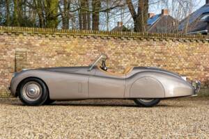 Image 39/50 of Jaguar XK 120 OTS (1952)