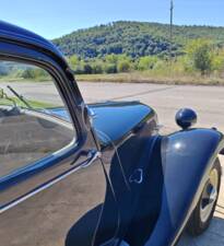 Image 26/47 of Citroën Traction Avant 11 B (1955)