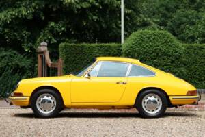 Image 18/20 of Porsche 912 (1966)