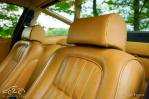 Image 58/80 de Ferrari 365 GTC&#x2F;4 (1972)
