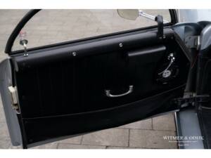 Image 39/46 of Porsche 356 A 1600 Speedster (1967)