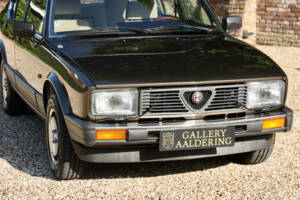 Immagine 38/50 di Alfa Romeo Alfetta 2.0 (1984)