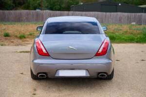 Bild 10/50 von Jaguar XJ 5.0 (2010)