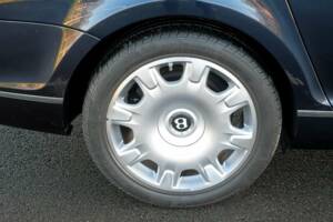 Image 44/50 of Bentley Continental Flying Spur (2006)