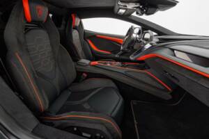 Immagine 12/15 di Lamborghini Revuelto (2024)