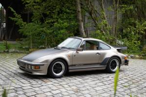 Immagine 8/14 di Porsche 911 Turbo 3.3 Flatnose (1982)