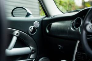 Bild 43/65 von Mini Cooper S JCW (2005)