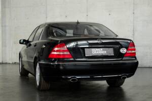 Bild 12/50 von Mercedes-Benz S 600 L (2001)