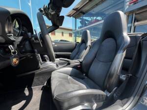 Bild 16/27 von Porsche 911 Carrera 4 GTS (2011)
