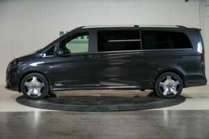 Image 9/50 de Mercedes-Benz V 300 d (2025)