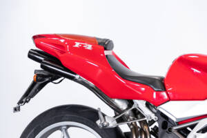 Image 14/50 de MV Agusta DUMMY (2000)