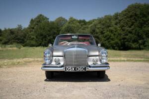 Afbeelding 5/36 van Mercedes-Benz 300 SE (1965)