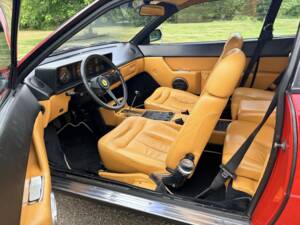 Image 2/8 of Ferrari Mondial Quattrovalvole (1982)