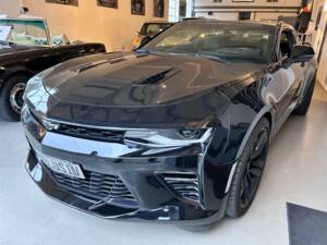 Imagen 4/24 de Chevrolet Camaro 6.2 V8 (2018)