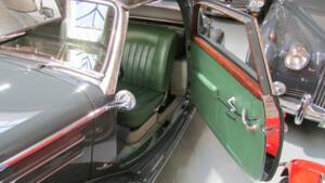 Bild 21/23 von Mercedes-Benz 220 Coupe (1955)