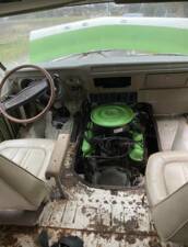 Image 8/20 of Dodge B 200 Sportsman (1976)