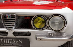Bild 18/30 von Alfa Romeo Giulia GT 1300 Junior (1974)