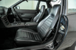 Immagine 29/50 di Porsche 924 S (1986)