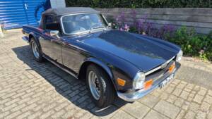 Image 6/100 of Triumph TR 6 PI (1971)