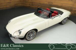 Image 1/19 of Jaguar E-Type V12 (1974)