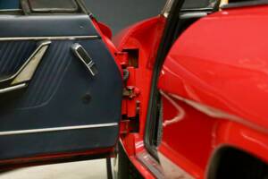 Afbeelding 50/50 van Alfa Romeo Spider Veloce 2000 (1982)