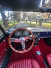 Image 12/14 of Alfa Romeo 1300 Spider Junior (1969)