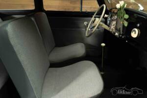 Image 14/19 of Volkswagen Beetle 1100 Standard (Brezel) (1952)